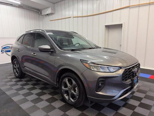 Carbonized Gray Metallic 2023 Ford Escape ST-Line Select