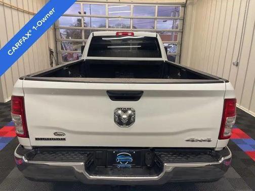 Bright White Clearcoat 2024 RAM 2500 Big Horn Crew Cab 4x4 8' Box