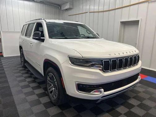 Bright White Clearcoat 2023 Jeep Wagoneer Series II