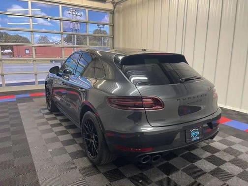 Black 2018 Porsche Macan Macan GTS