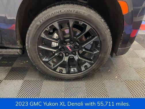 Midnight Blue Metallic 2023 GMC Yukon XL Denali
