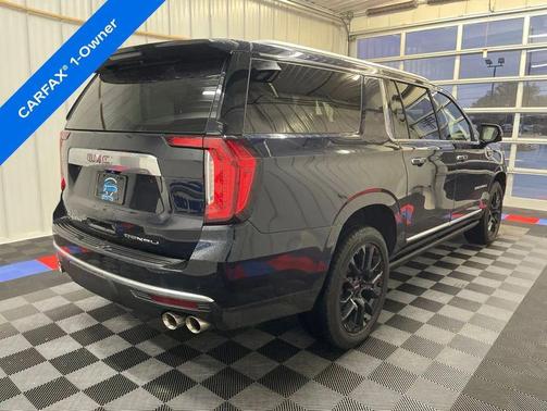 Midnight Blue Metallic 2023 GMC Yukon XL Denali