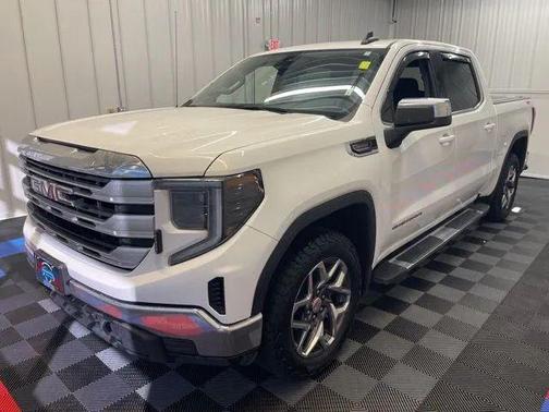 2023 GMC Sierra 1500 SLE