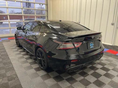 Super Black 2023 Nissan Maxima SR Xtronic CVT