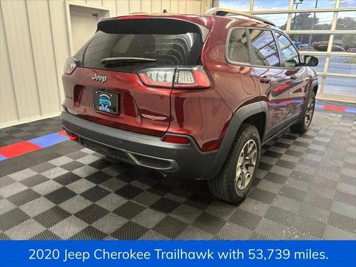 2020 Jeep Cherokee Trailhawk