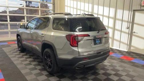 2023 GMC Acadia AWD AT4