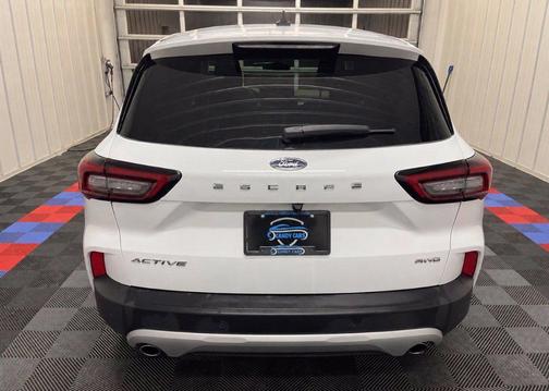 Oxford White 2024 Ford Escape Active