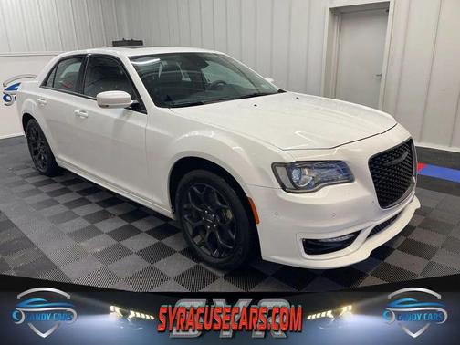 2023 Chrysler 300 Touring