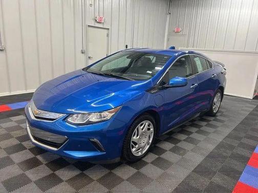 Kinetic Blue Metallic 2018 Chevrolet Volt Premier