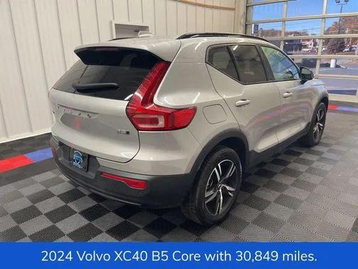 2024 Volvo XC40 B5 Core