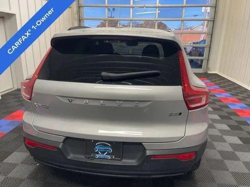 2024 Volvo XC40 B5 Core