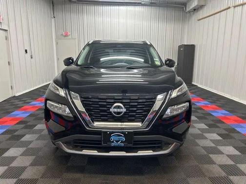 Super Black 2023 Nissan Rogue SL