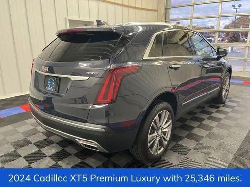 2024 Cadillac XT5 Premium Luxury