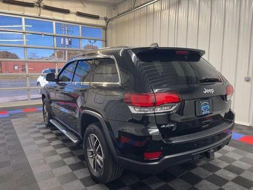 2021 Jeep Grand Cherokee Laredo