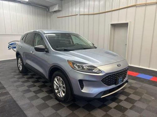 Blue Silver Metallic 2022 Ford Escape SE