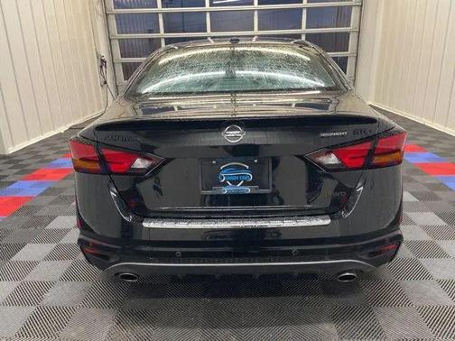 2022 Nissan Altima SR Intelligent AWD