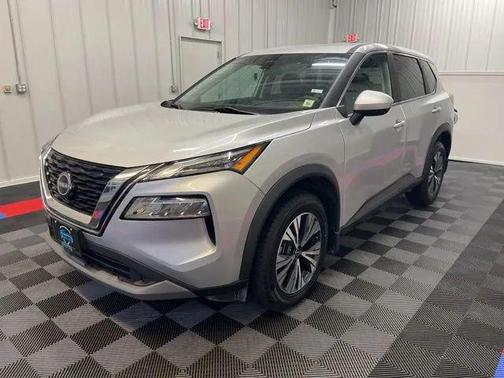Brilliant Silver Metallic 2023 Nissan Rogue SV