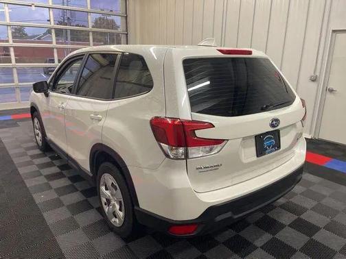 2022 Subaru Forester Base