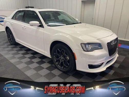 2023 Chrysler 300 Touring