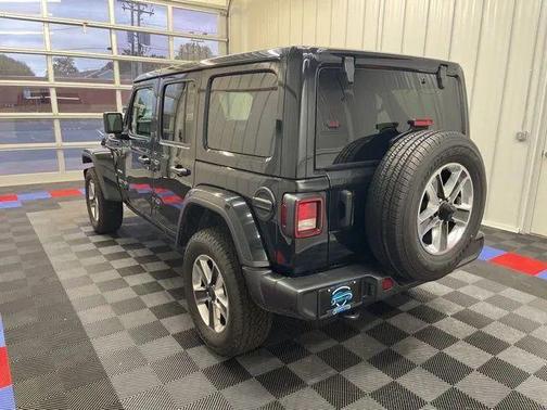 2023 Jeep Wrangler 4-Door Sahara