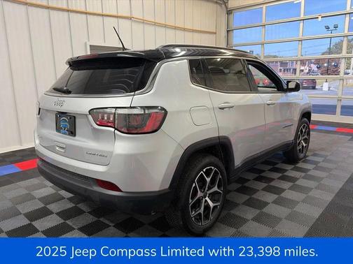 Silver Zynith Metallic Clearcoat 2025 Jeep Compass Limited
