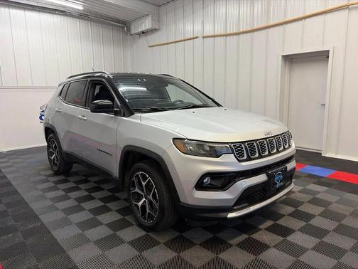 Silver Zynith Metallic Clearcoat 2025 Jeep Compass Limited