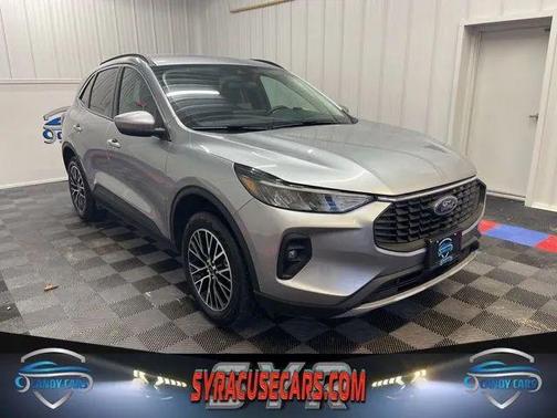 2024 Ford Escape PHEV SE