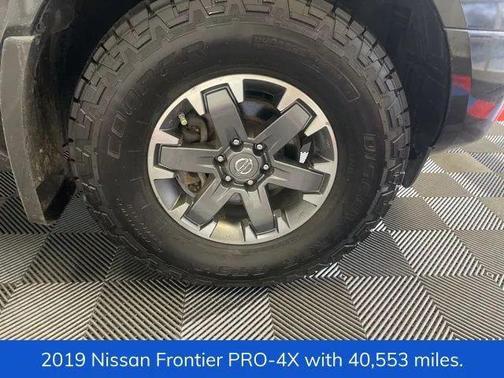 Magnetic Black Pearl 2019 Nissan Frontier PRO-4X