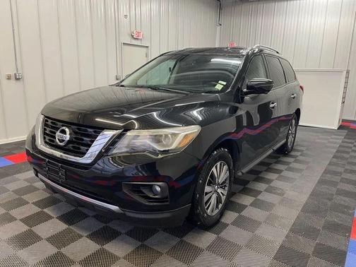 2019 Nissan Pathfinder SL