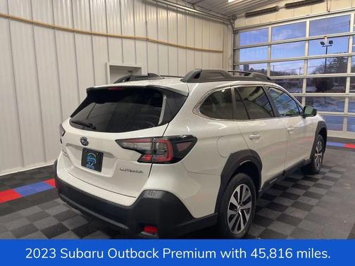 2023 Subaru Outback Premium