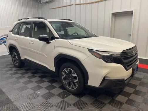2025 Subaru Forester Base