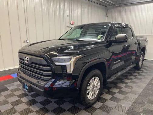 2022 Toyota Tundra SR5