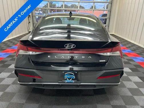 Abyss Black 2025 Hyundai ELANTRA HEV Blue