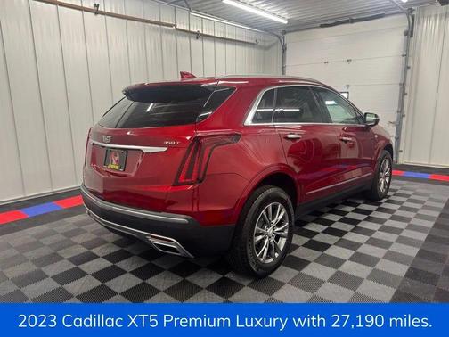 2023 Cadillac XT5 Premium Luxury