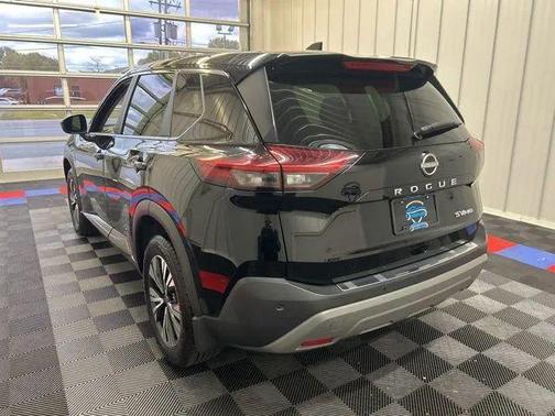 Super Black 2023 Nissan Rogue SV
