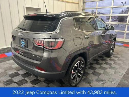 Granite Crystal Metallic Clearcoat 2022 Jeep Compass Limited