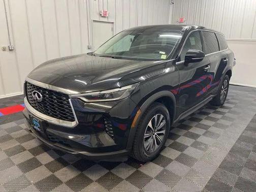 2023 INFINITI QX60 Pure