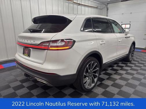 2022 Lincoln Nautilus Reserve