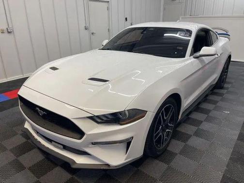2021 Ford Mustang EcoBoost