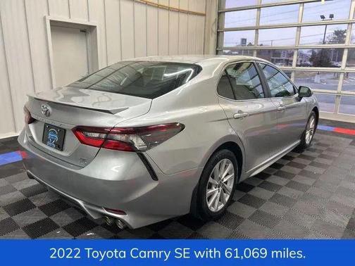 2022 Toyota Camry SE