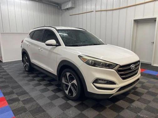 2016 Hyundai TUCSON Sport