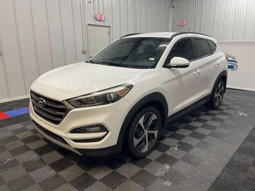 2016 Hyundai TUCSON Sport