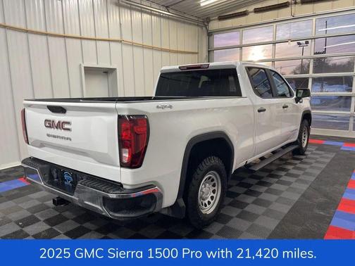 2025 GMC Sierra 1500 Pro
