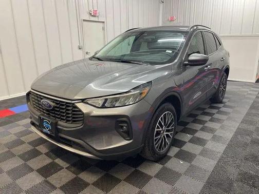 2024 Ford Escape PHEV SE