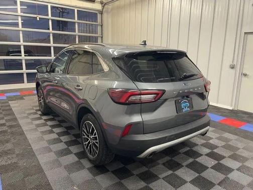 2024 Ford Escape PHEV SE
