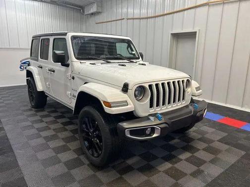 Bright White Clearcoat 2023 Jeep Wrangler 4xe Sahara