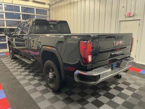 2022 GMC Sierra 2500 SLE