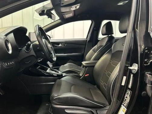 Aurora Black 2021 Kia Forte GT-Line