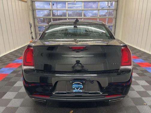 2023 Chrysler 300 Touring