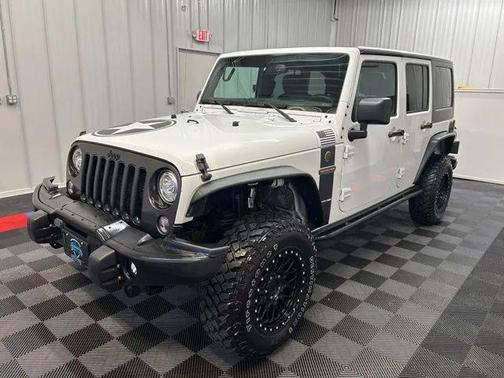 Bright White Clearcoat 2018 Jeep Wrangler JK Unlimited Freedom Edition